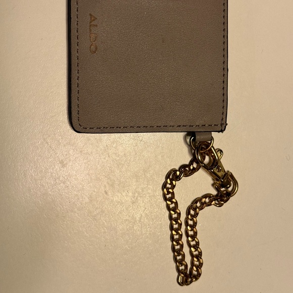 High End Taupe ALDO Women’s Leather Credit Card Clip In Purse Chain Wallet - Picture 4 of 4